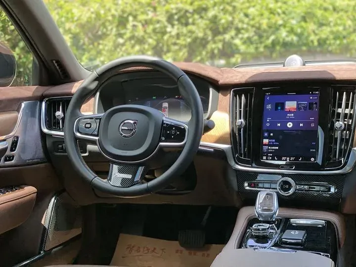 2022 Volvo S90 2.0T 303HP L4 8AT PHEV 11.6KWH,autocango,china used car exporter,china ev exporter,chinese used car exporter,chinese used ev exporter