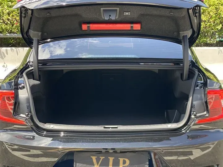 2022 Volvo S90 2.0T 303HP L4 8AT PHEV 11.6KWH,autocango,china used car exporter,china ev exporter,chinese used car exporter,chinese used ev exporter