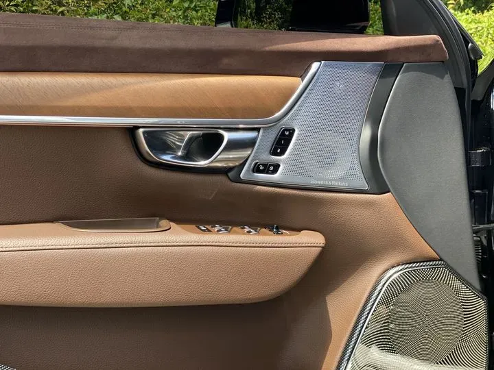 2022 Volvo S90 2.0T 303HP L4 8AT PHEV 11.6KWH,autocango,china used car exporter,china ev exporter,chinese used car exporter,chinese used ev exporter