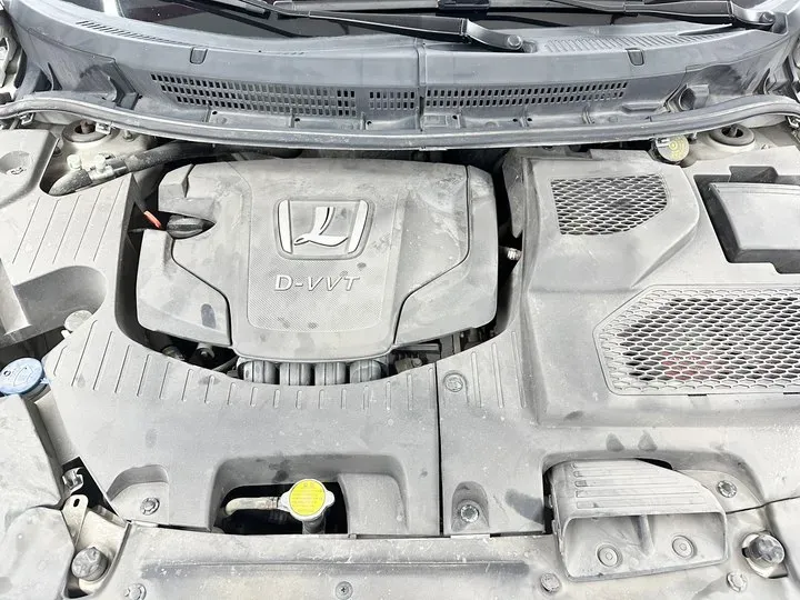 2017 Luxgen U5 SUV 1.6L 124HP L4 CVT,autocango,china used car exporter,china ev exporter,chinese used car exporter,chinese used ev exporter