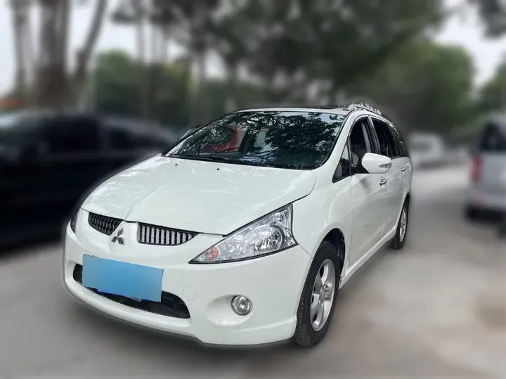 2007 Mitsubishi Grandis 2.4L 165HP L4 4AT,autocango,china used car exporter,china ev exporter,chinese used car exporter,chinese used ev exporter
