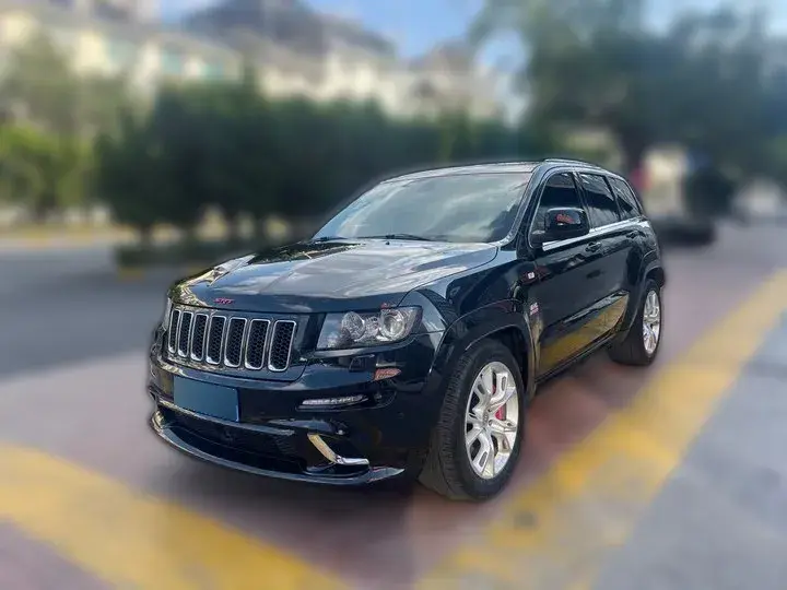 2012 Jeep Grand Cherokee SRT 6.4L 468HP V8 5AT