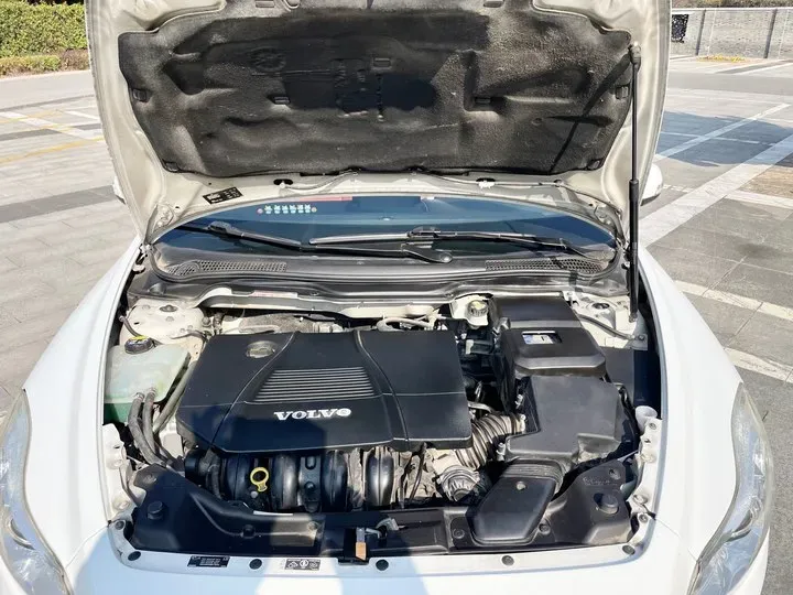 2013 Volvo C30 2.0L 145HP L4 6DCT,autocango,china used car exporter,china ev exporter,chinese used car exporter,chinese used ev exporter