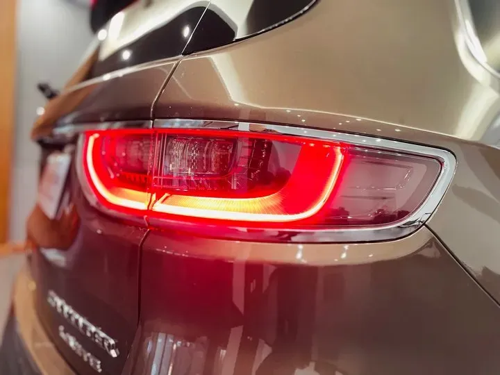 2018 Jeep Commander 2.0T 265HP L4 9AT,autocango,china used car exporter,china ev exporter,chinese used car exporter,chinese used ev exporter