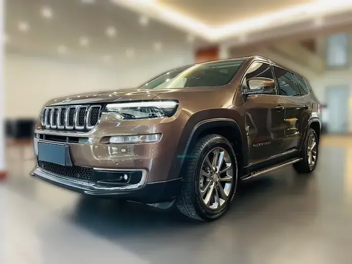 2018 Jeep Commander 2.0T 265HP L4 9AT