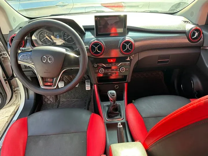 2015 BeiJing Auto Senova X25 1.5L 116HP L4 5MT,autocango,china used car exporter,china ev exporter,chinese used car exporter,chinese used ev exporter