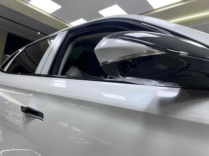 2021 Rising Auto MARVEL R 2AT BEV 69.9KWH,autocango,china used car exporter,china ev exporter,chinese used car exporter,chinese used ev exporter