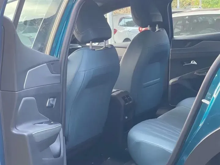 2023 Peugeot 408X 1.6T 175HP L4 8AT,autocango,china used car exporter,china ev exporter,chinese used car exporter,chinese used ev exporter