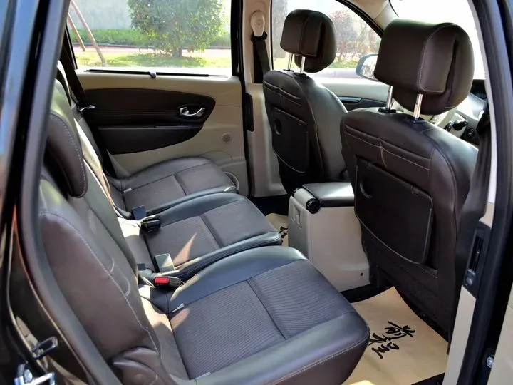 2012 Renault  Scenic Classic 2.0L 137HP L4 CVT,autocango,china used car exporter,china ev exporter,chinese used car exporter,chinese used ev exporter