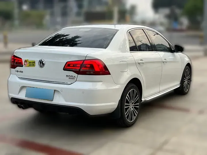 2015 Volkswagen Bora 1.4T 131HP L4 7DCT,autocango,china used car exporter,china ev exporter,chinese used car exporter,chinese used ev exporter