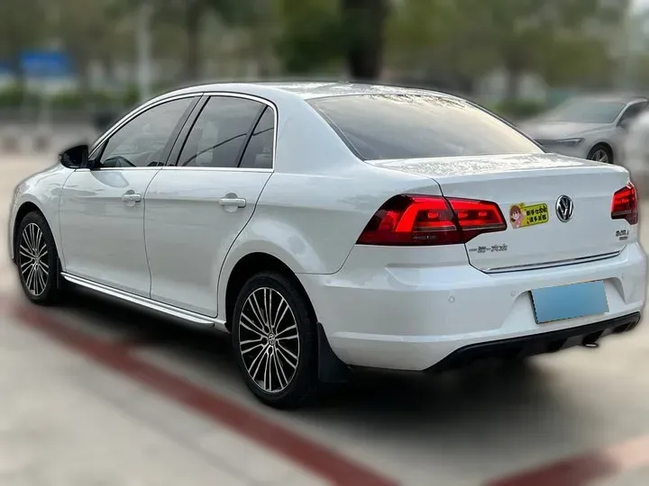 2015 Volkswagen Bora 1.4T 131HP L4 7DCT,autocango,china used car exporter,china ev exporter,chinese used car exporter,chinese used ev exporter