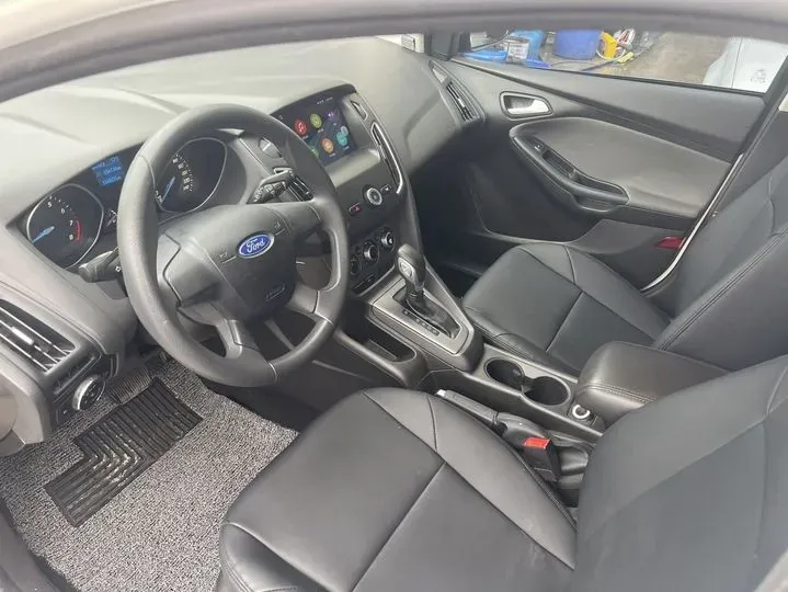 2012 Ford Focus 1.6L 125HP L4 6DCT,autocango,china used car exporter,china ev exporter,chinese used car exporter,chinese used ev exporter