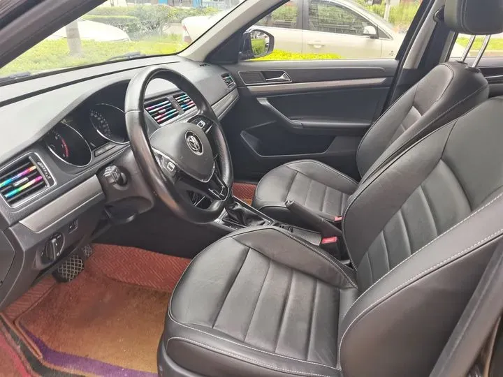 2017 Volkswagen Lavida 1.6L 110HP L4 6AT,autocango,china used car exporter,china ev exporter,chinese used car exporter,chinese used ev exporter