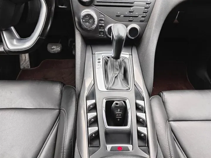 2014 DS 5 1.6T 163HP L4 6AT,autocango,china used car exporter,china ev exporter,chinese used car exporter,chinese used ev exporter