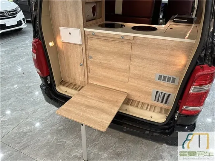 2020 JinBei Grace 2.4L 156HP L4 5MT,autocango,china used car exporter,china ev exporter,chinese used car exporter,chinese used ev exporter