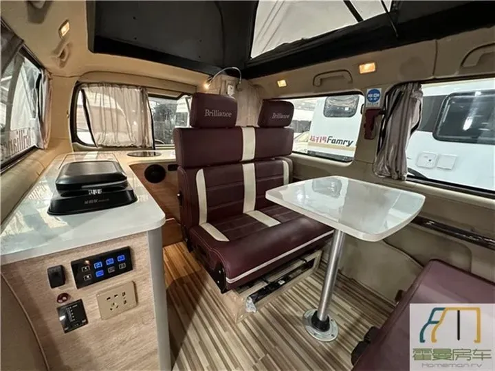 2020 JinBei Grace 2.4L 156HP L4 5MT,autocango,china used car exporter,china ev exporter,chinese used car exporter,chinese used ev exporter