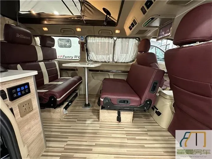 2020 JinBei Grace 2.4L 156HP L4 5MT,autocango,china used car exporter,china ev exporter,chinese used car exporter,chinese used ev exporter