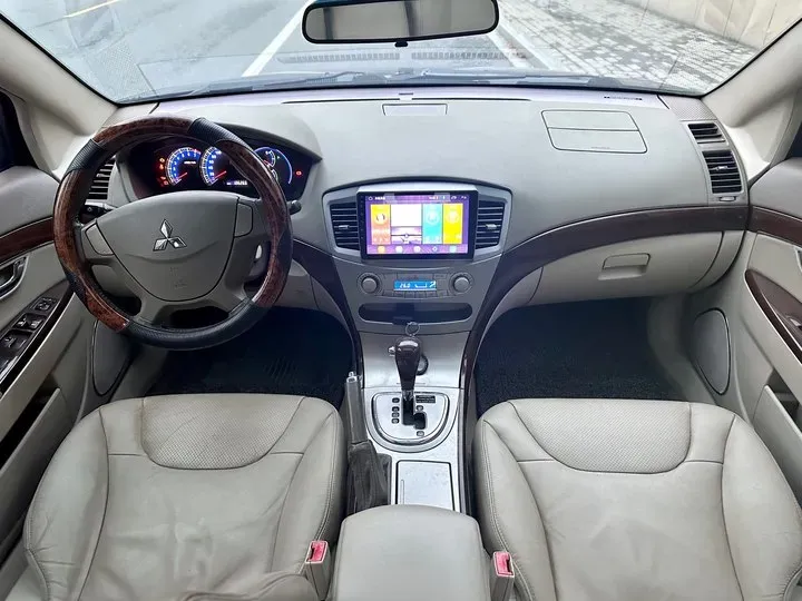 2012 Mitsubishi Galant 2.4L 173HP L4 4AT,autocango,china used car exporter,china ev exporter,chinese used car exporter,chinese used ev exporter