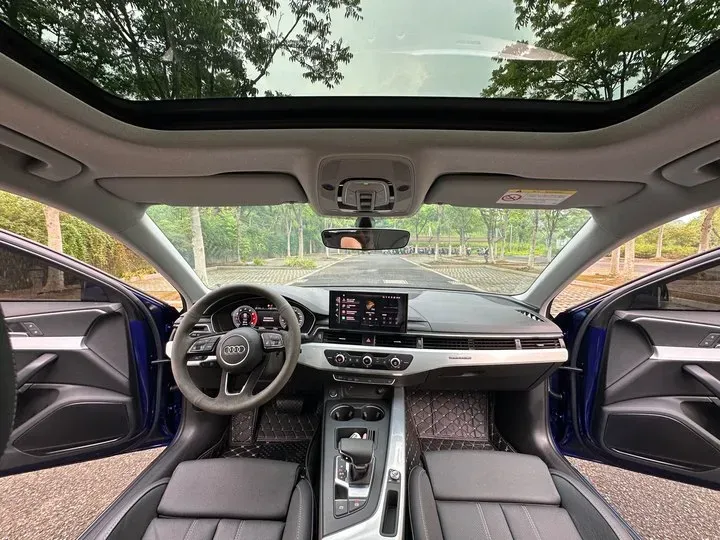 2022 Audi A4L 2.0T 190HP L4 7DCT,autocango,china used car exporter,china ev exporter,chinese used car exporter,chinese used ev exporter