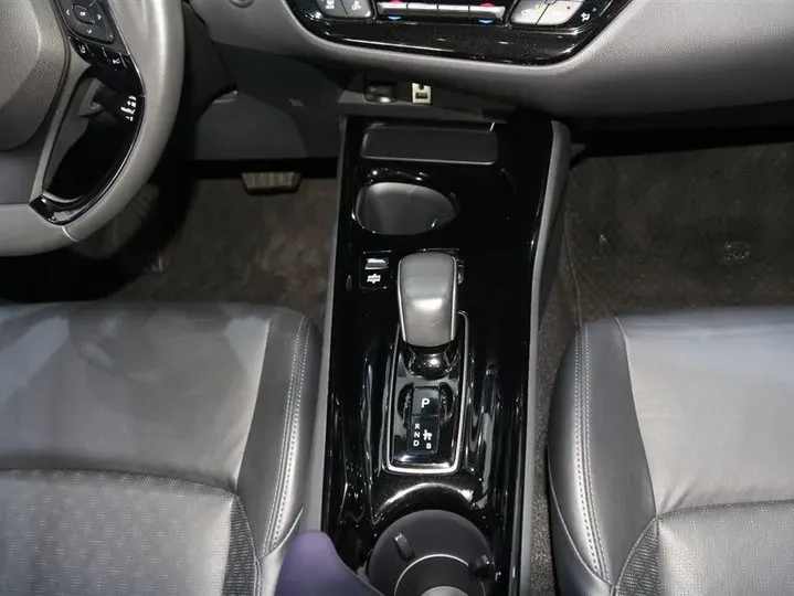 2020 Toyota Izoa E BEV 54.3KWH,autocango,china used car exporter,china ev exporter,chinese used car exporter,chinese used ev exporter