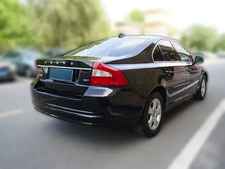 2007 Volvo S80 2.5T 200HP L5 6AT,autocango,china used car exporter,china ev exporter,chinese used car exporter,chinese used ev exporter