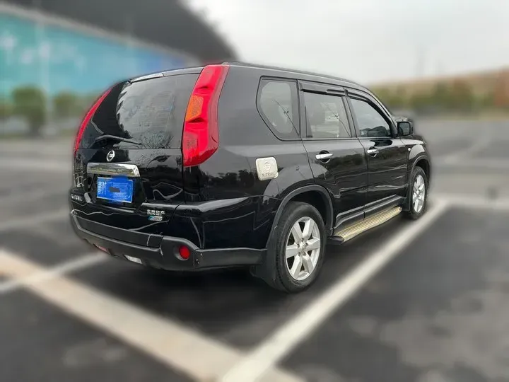 2010 Nissan X-Trail 2.5L 184HP L4 CVT,autocango,china used car exporter,china ev exporter,chinese used car exporter,chinese used ev exporter