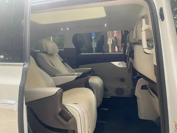 2022 Denza D9 1.5T 139HP L4 E-CVT PHEV 40.06KWH,autocango,china used car exporter,china ev exporter,chinese used car exporter,chinese used ev exporter
