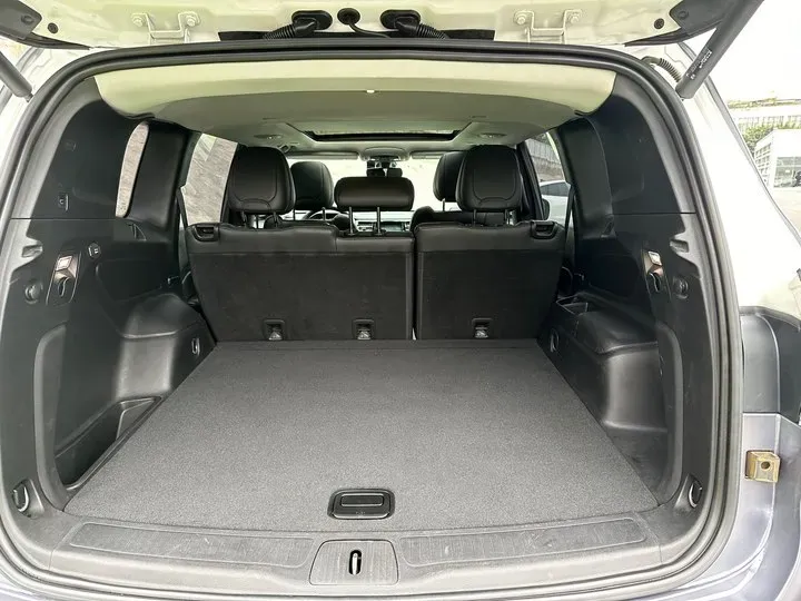 2018 Jeep Commander 2.0T 234HP L4 9AT,autocango,china used car exporter,china ev exporter,chinese used car exporter,chinese used ev exporter