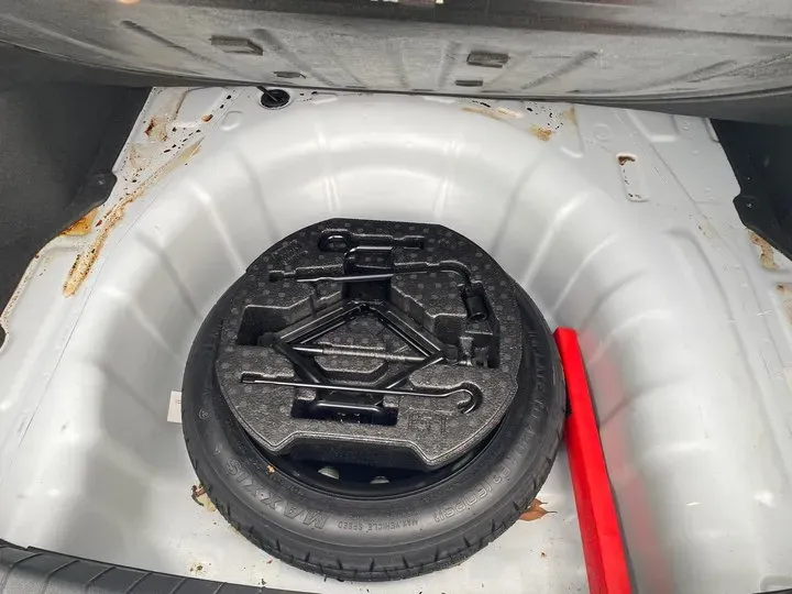 2016 Hyundai Elantra 1.6L 130HP L4 6AT,autocango,china used car exporter,china ev exporter,chinese used car exporter,chinese used ev exporter