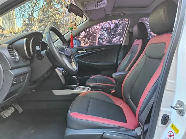 2015 ChangAn Eado XT 1.6L 125HP L4 4AT,autocango,china used car exporter,china ev exporter,chinese used car exporter,chinese used ev exporter