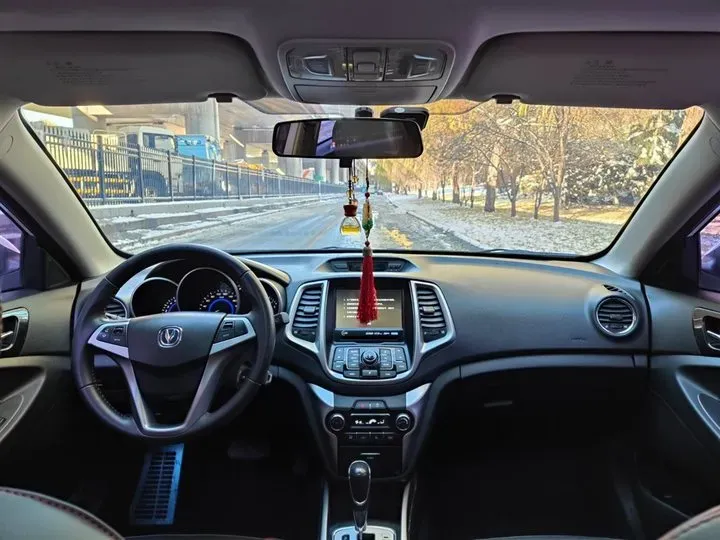 2015 ChangAn Eado XT 1.6L 125HP L4 4AT,autocango,china used car exporter,china ev exporter,chinese used car exporter,chinese used ev exporter