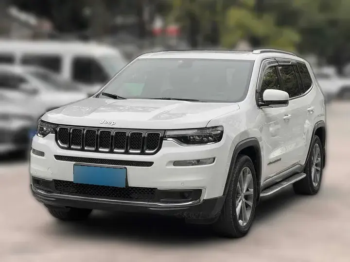 2018 Jeep Commander 2.0T 265HP L4 9AT