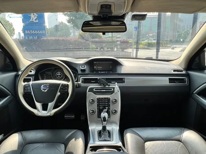 2014 Volvo S80L 2.0T 214HP L5 6AT,autocango,china used car exporter,china ev exporter,chinese used car exporter,chinese used ev exporter