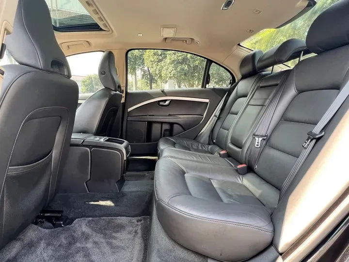 2014 Volvo S80L 2.0T 214HP L5 6AT,autocango,china used car exporter,china ev exporter,chinese used car exporter,chinese used ev exporter