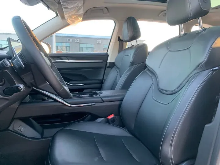 2021 Haval H6 2.0T 211HP L4 7DCT,autocango,china used car exporter,china ev exporter,chinese used car exporter,chinese used ev exporter