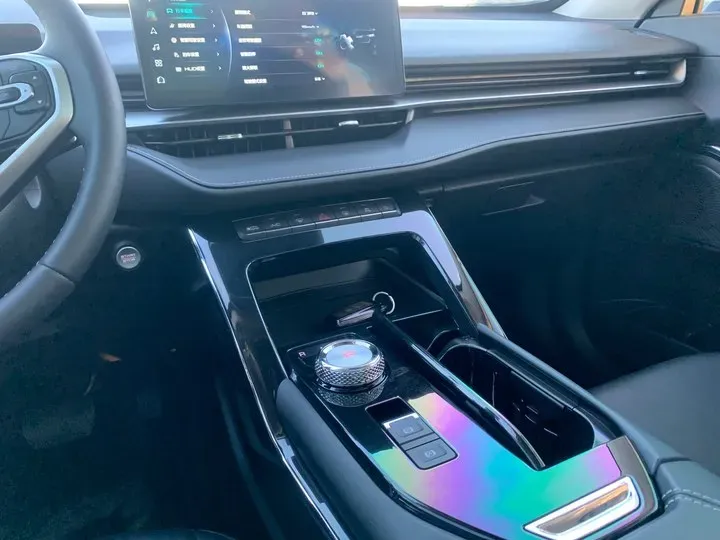 2021 Haval H6 2.0T 211HP L4 7DCT,autocango,china used car exporter,china ev exporter,chinese used car exporter,chinese used ev exporter