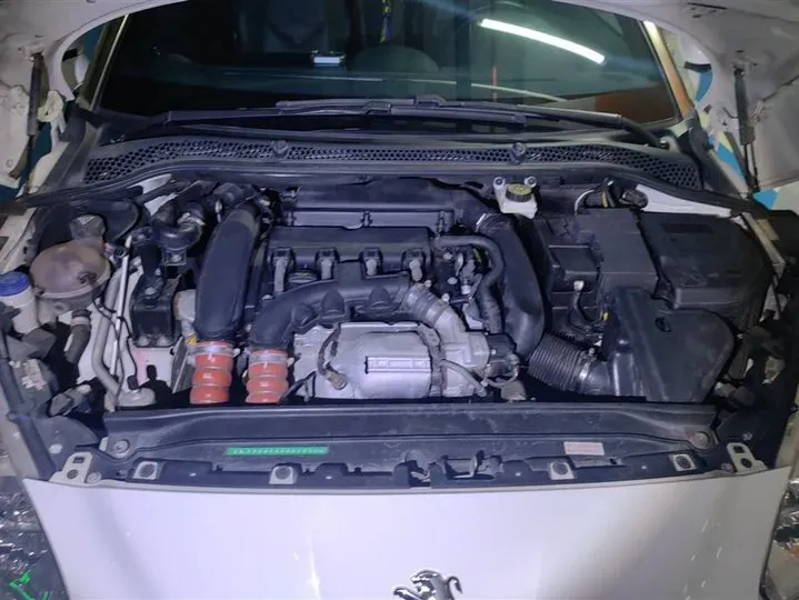 2014 Peugeot RCZ 1.6T 163HP L4 6AT,autocango,china used car exporter,china ev exporter,chinese used car exporter,chinese used ev exporter