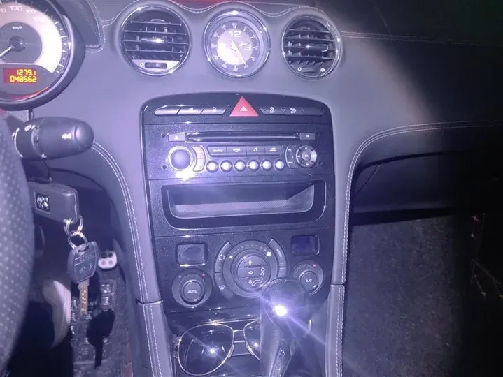 2014 Peugeot RCZ 1.6T 163HP L4 6AT,autocango,china used car exporter,china ev exporter,chinese used car exporter,chinese used ev exporter