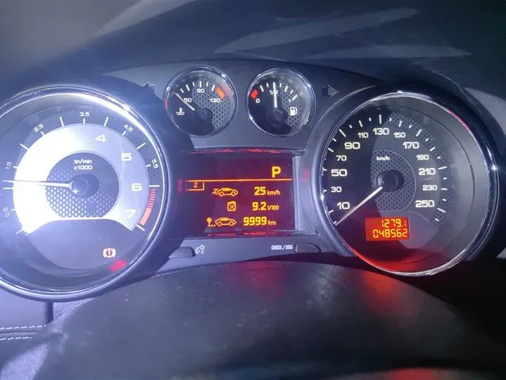 2014 Peugeot RCZ 1.6T 163HP L4 6AT,autocango,china used car exporter,china ev exporter,chinese used car exporter,chinese used ev exporter