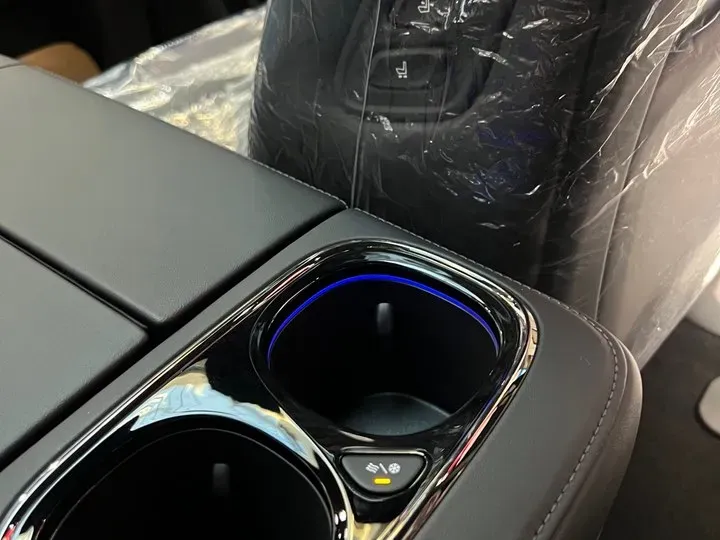 2023 GAC Trumpchi M8 2.0T 252HP L4 8AT,autocango,china used car exporter,china ev exporter,chinese used car exporter,chinese used ev exporter