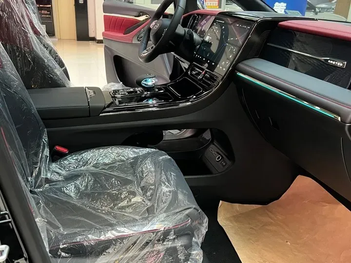 2023 GAC Trumpchi M8 2.0T 252HP L4 8AT,autocango,china used car exporter,china ev exporter,chinese used car exporter,chinese used ev exporter