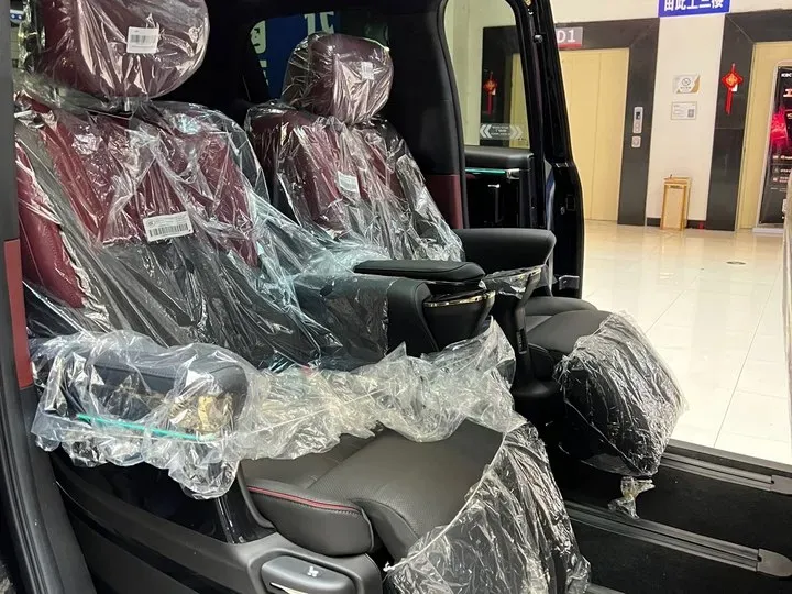 2023 GAC Trumpchi M8 2.0T 252HP L4 8AT,autocango,china used car exporter,china ev exporter,chinese used car exporter,chinese used ev exporter