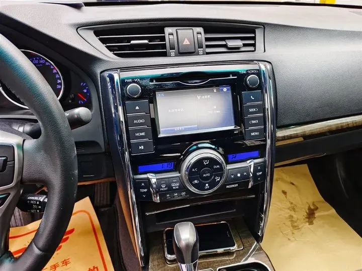 2013 Toyota Reiz 2.5L 193HP V6 6AT,autocango,china used car exporter,china ev exporter,chinese used car exporter,chinese used ev exporter