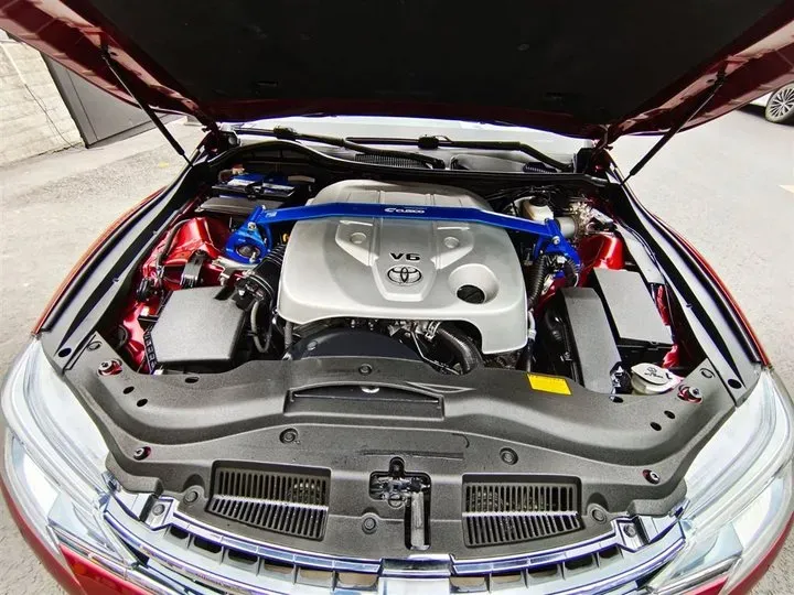 2013 Toyota Reiz 2.5L 193HP V6 6AT,autocango,china used car exporter,china ev exporter,chinese used car exporter,chinese used ev exporter