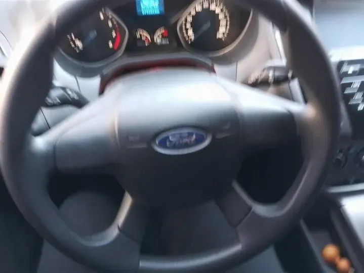 2012 Ford Focus 1.6L 125HP L4 6DCT,autocango,china used car exporter,china ev exporter,chinese used car exporter,chinese used ev exporter