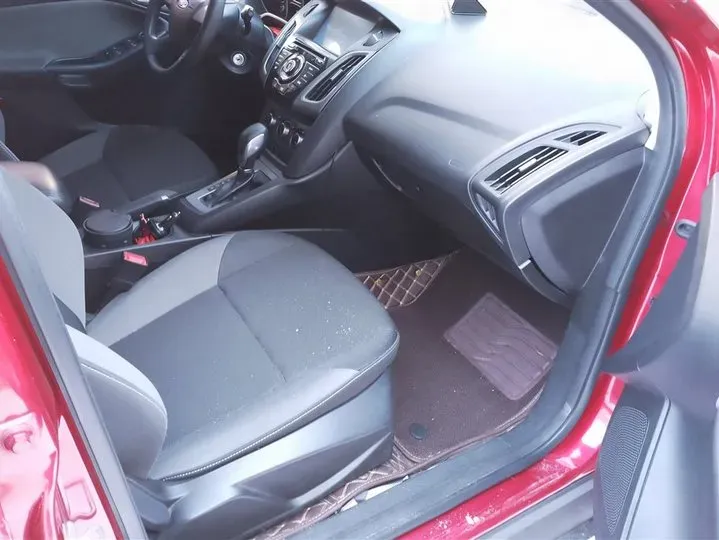 2012 Ford Focus 1.6L 125HP L4 6DCT,autocango,china used car exporter,china ev exporter,chinese used car exporter,chinese used ev exporter