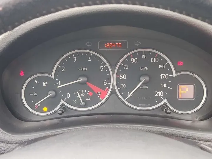 2007 Peugeot 206 1.6L 109HP L4 4AT,autocango,china used car exporter,china ev exporter,chinese used car exporter,chinese used ev exporter