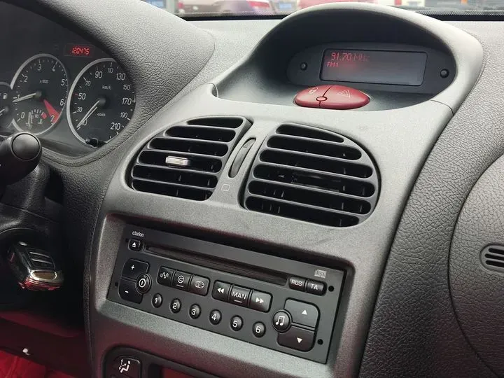 2007 Peugeot 206 1.6L 109HP L4 4AT,autocango,china used car exporter,china ev exporter,chinese used car exporter,chinese used ev exporter