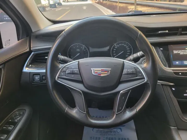 2018 Cadillac XT5 2.0T 250HP L4 8AT,autocango,china used car exporter,china ev exporter,chinese used car exporter,chinese used ev exporter