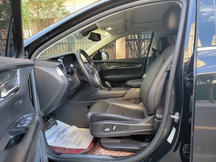 2018 Cadillac XT5 2.0T 250HP L4 8AT,autocango,china used car exporter,china ev exporter,chinese used car exporter,chinese used ev exporter